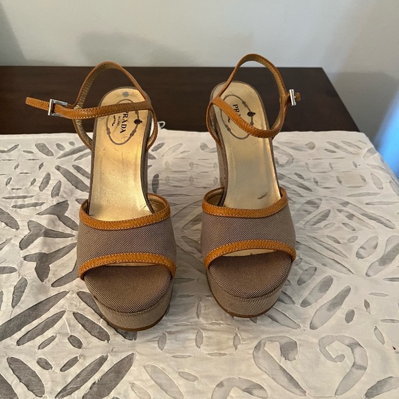 Vintage Prada wedge sandals - Picture 3 of 12
